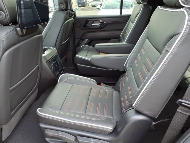 New 2026 GMC Yukon AT4 Ultimate AWD/4WD image 7