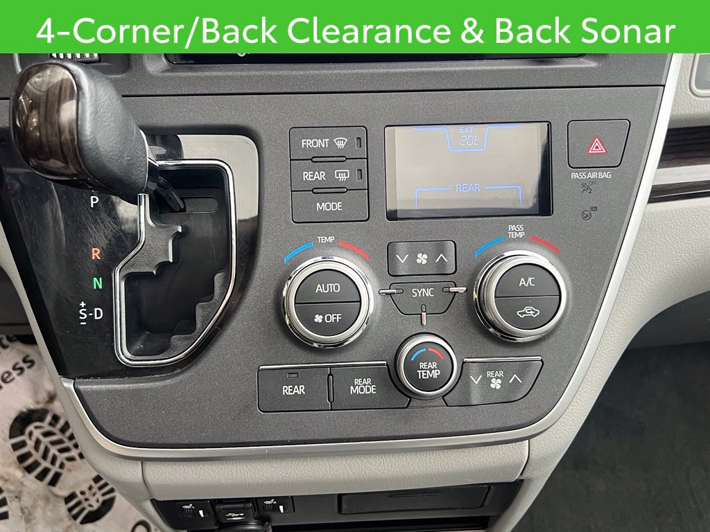 Used 2020 Toyota Sienna XLE AWD/4WD image 22