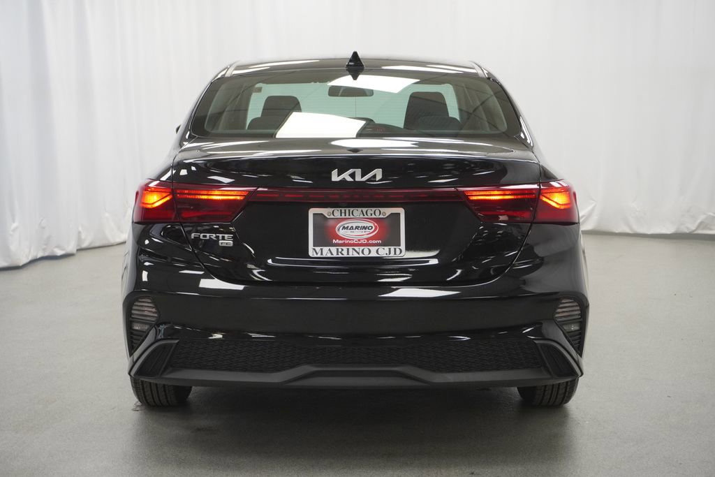 Used 2024 Kia Forte LX FWD image 12