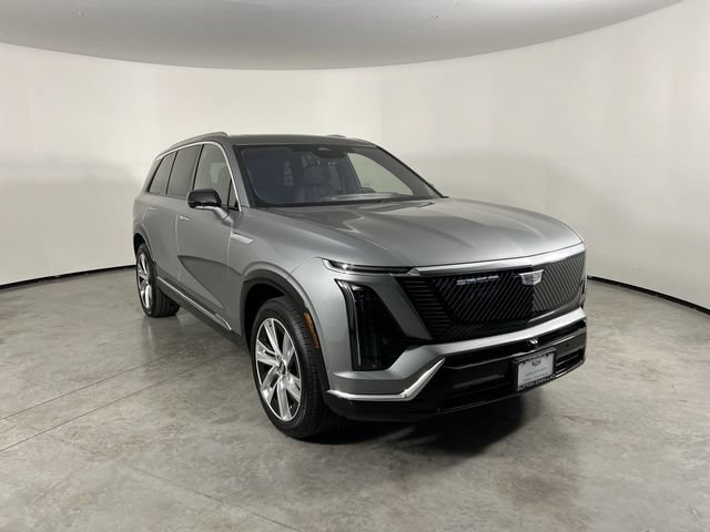Certified 2026 Cadillac Vistiq Luxury w/ LPO, Floor Liner Package AWD/4WD image 2
