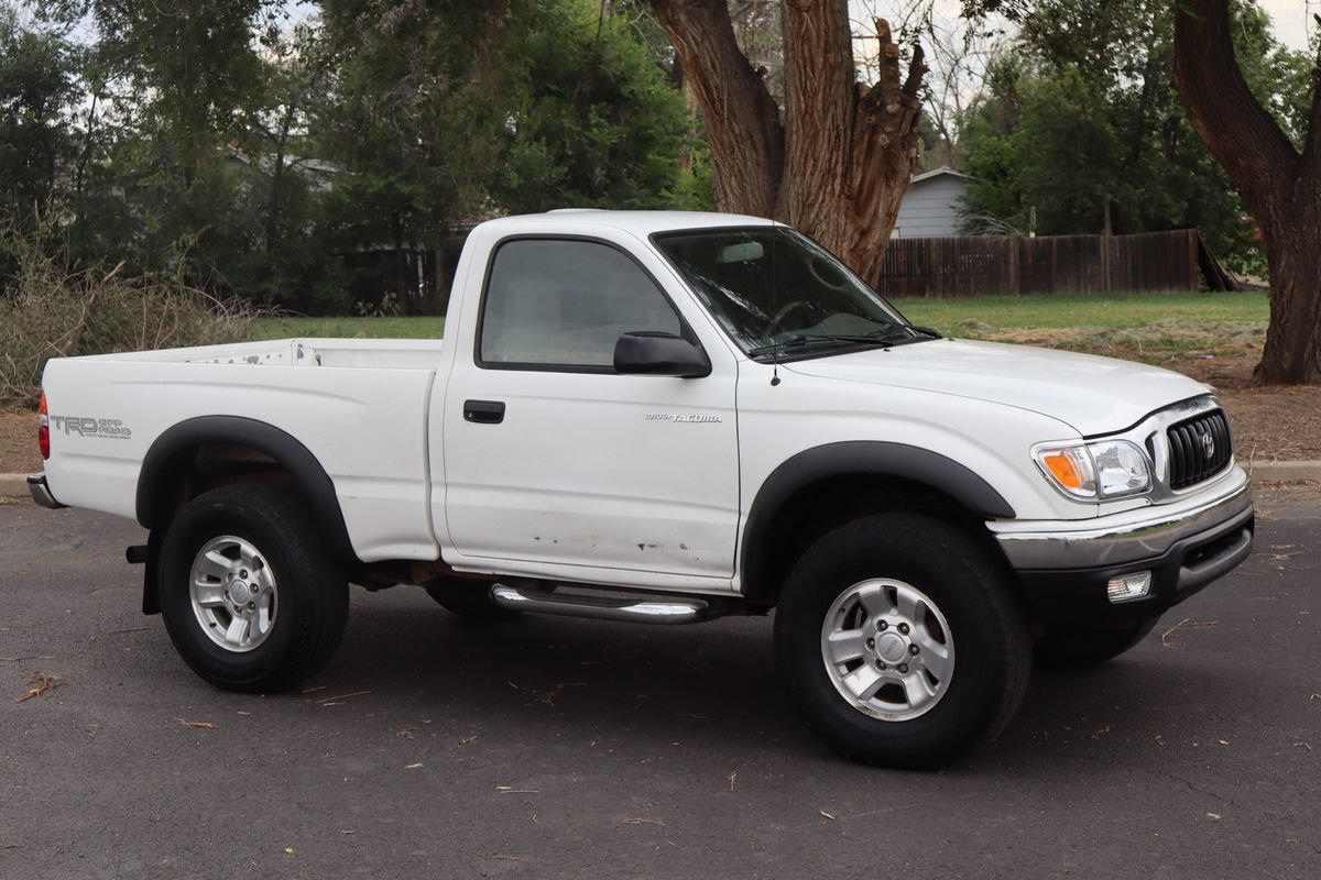 Used 2003 Toyota Tacoma 4x4 Regular Cab image 2