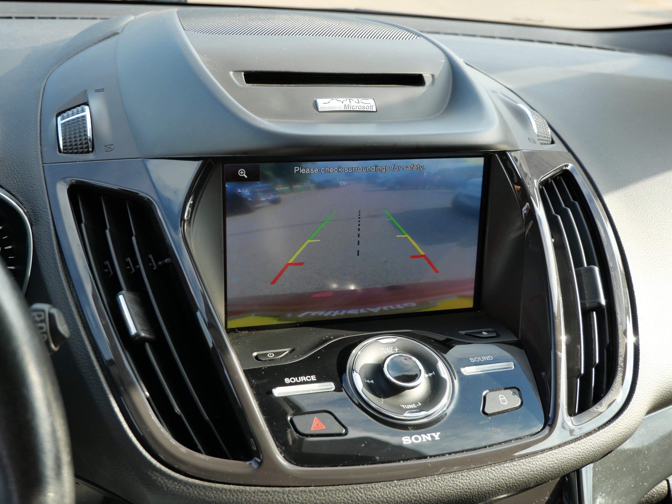 Used 2013 Ford Escape Titanium w/ Parking Technology Pkg AWD/4WD image 32