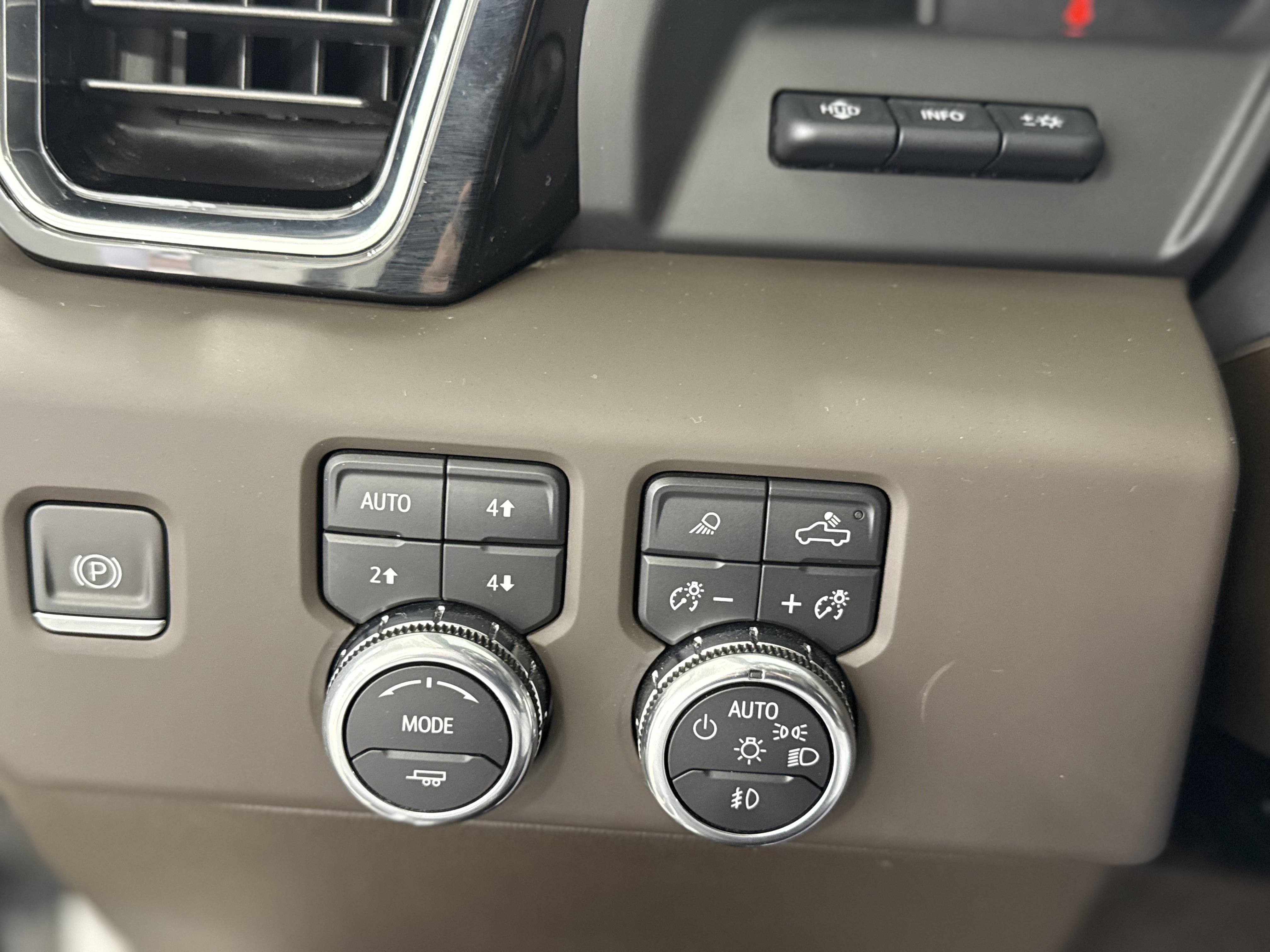 Certified 2022 GMC Sierra 1500 Denali w/ Denali Reserve Package image 28