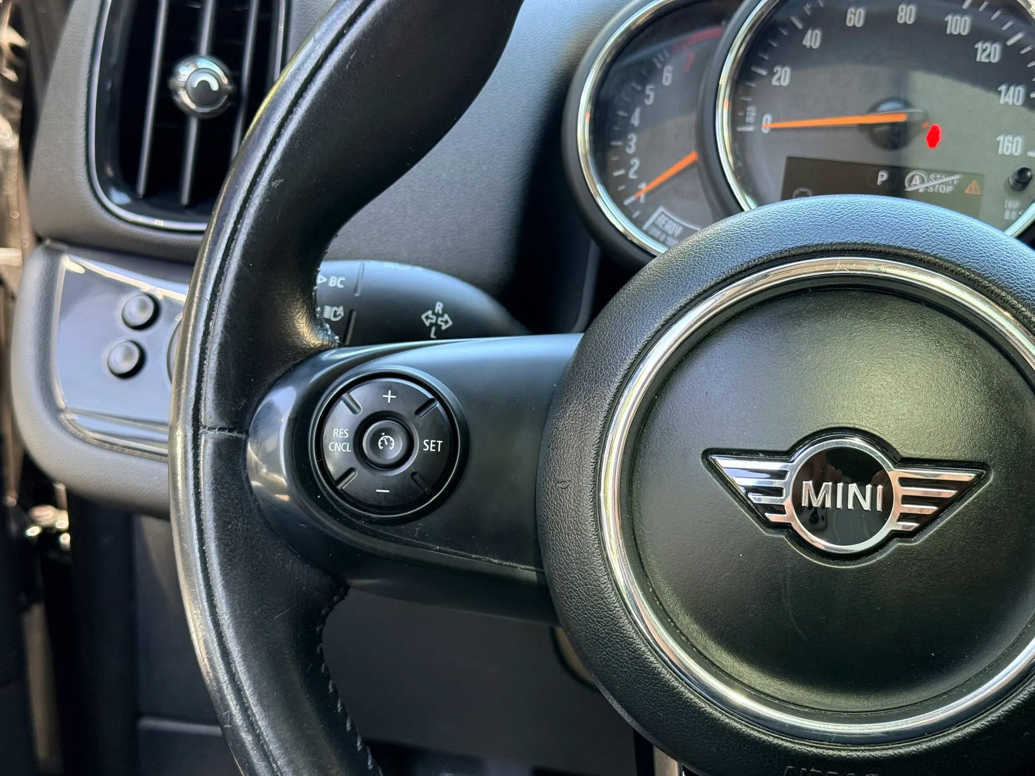 Used 2020 MINI Cooper Countryman FWD image 22