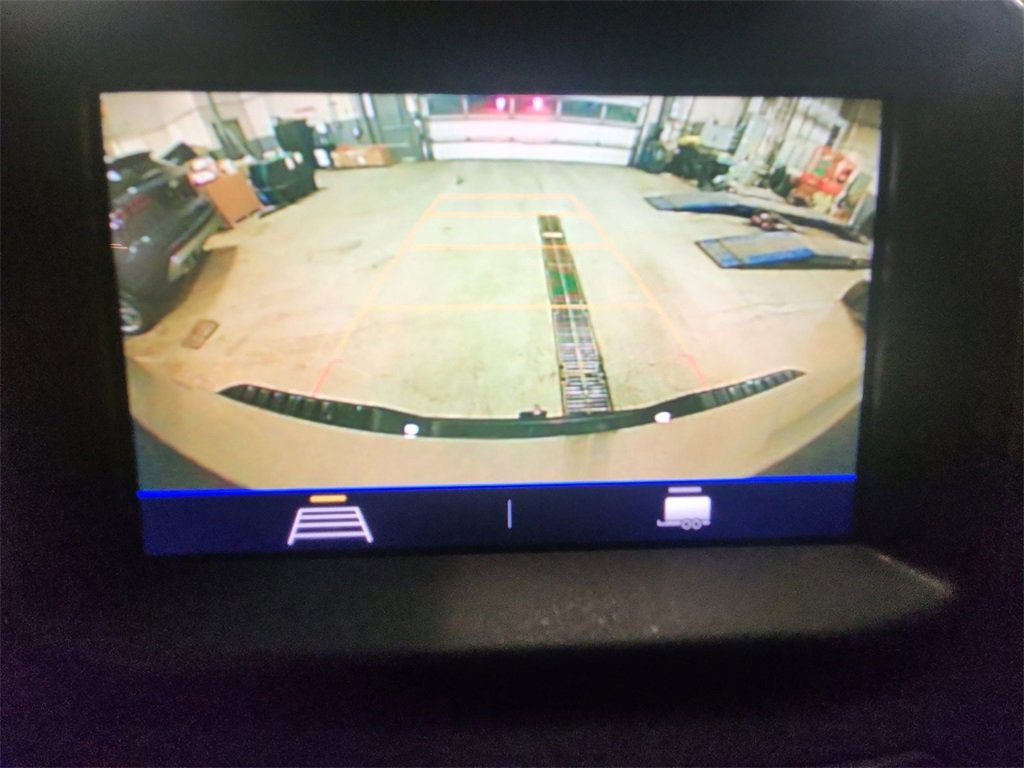 Certified 2021 Chevrolet Silverado 2500 Custom w/ Custom Value Package image 18