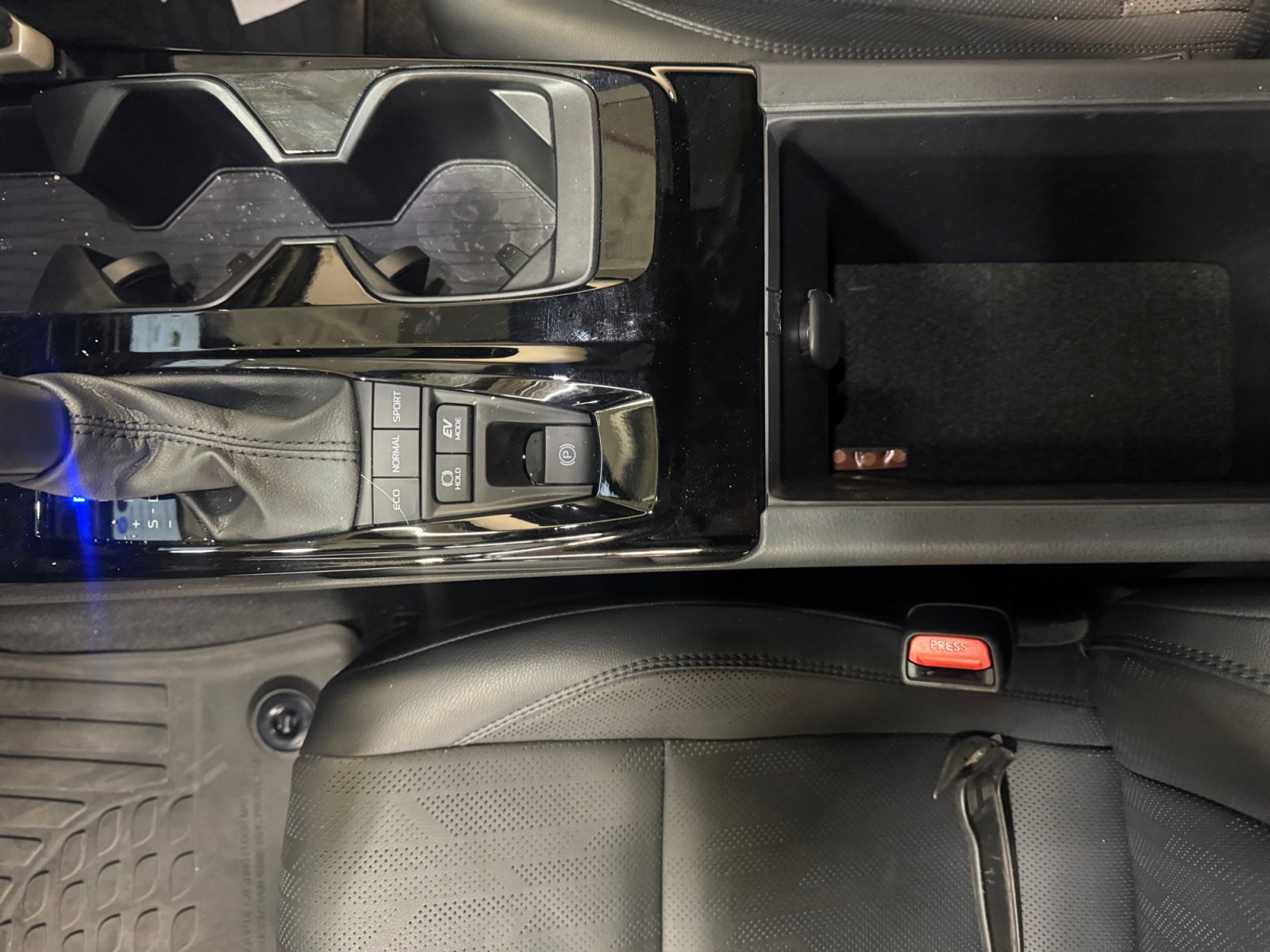 Certified 2025 Toyota Camry XSE w/ Premium Package image 15