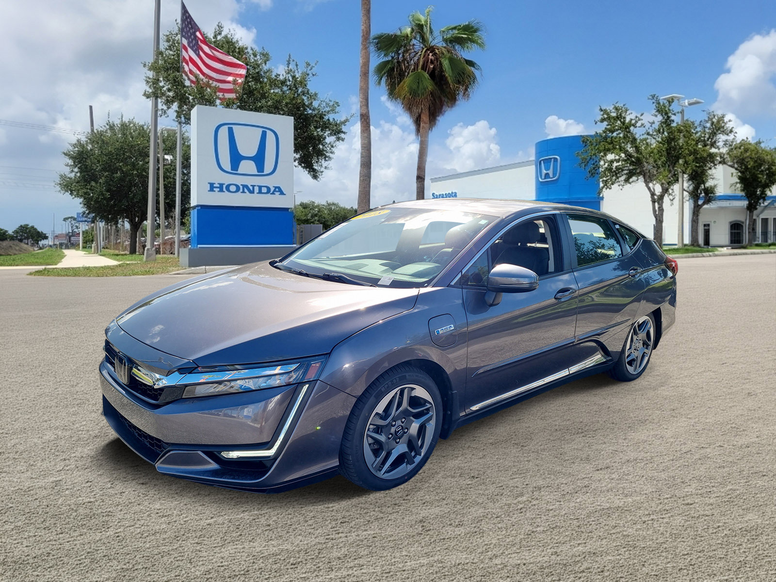 Used 2018 Honda Clarity Touring image 4