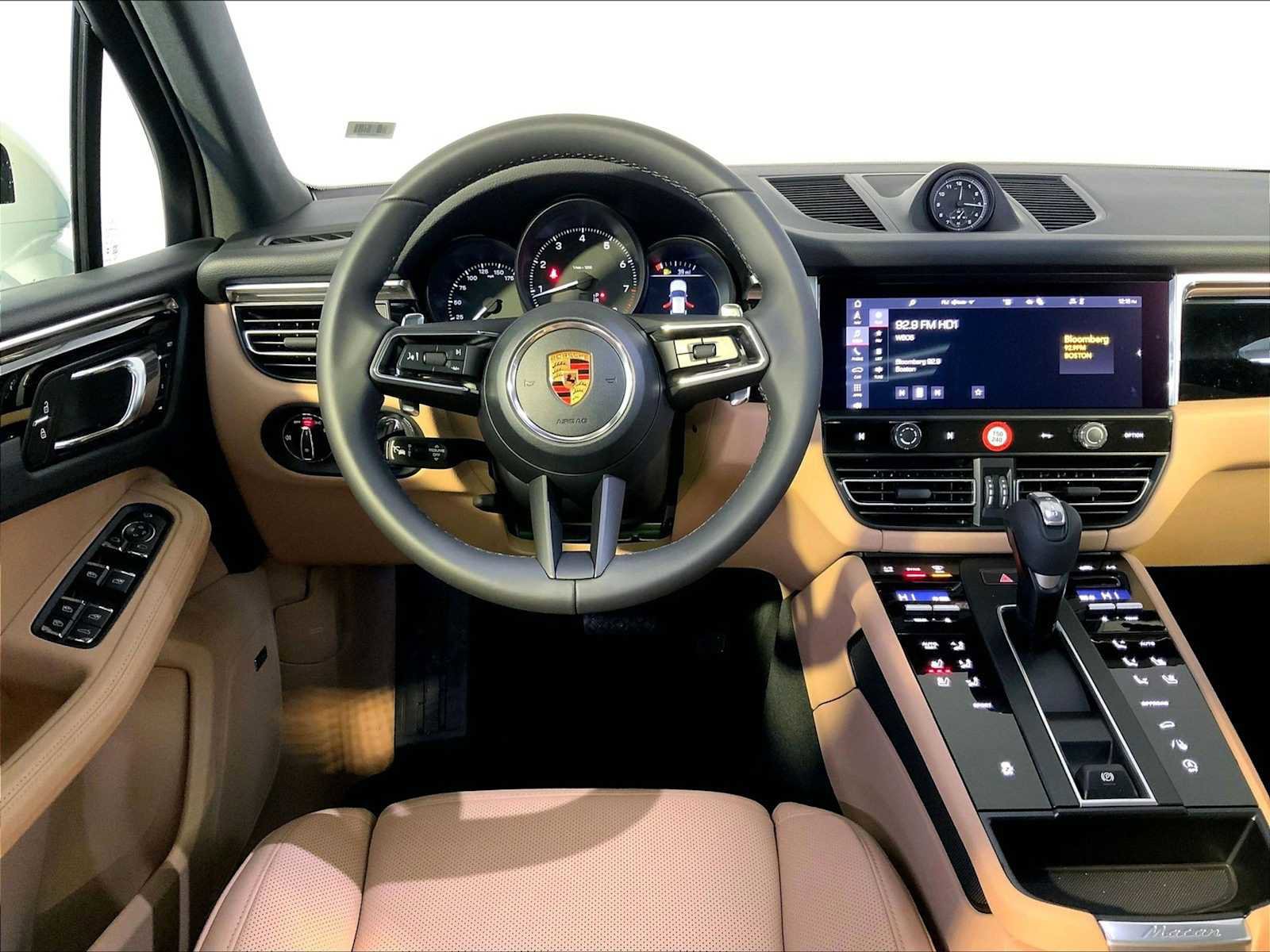 New 2026 Porsche Macan AWD/4WD image 13