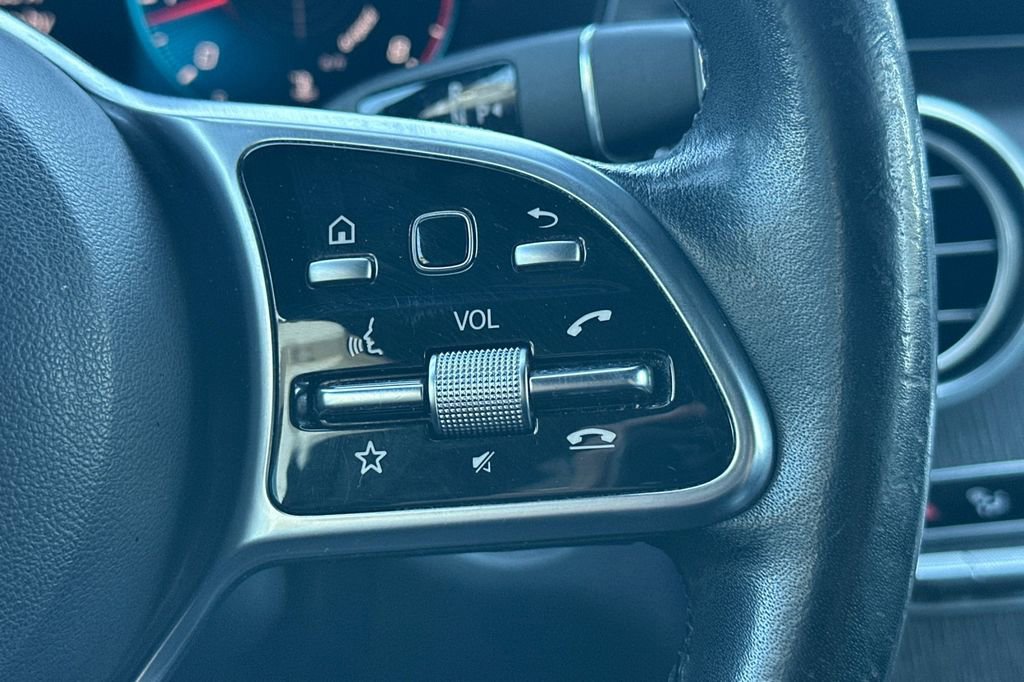 Used 2020 Mercedes-Benz GLC 300 4MATIC image 28