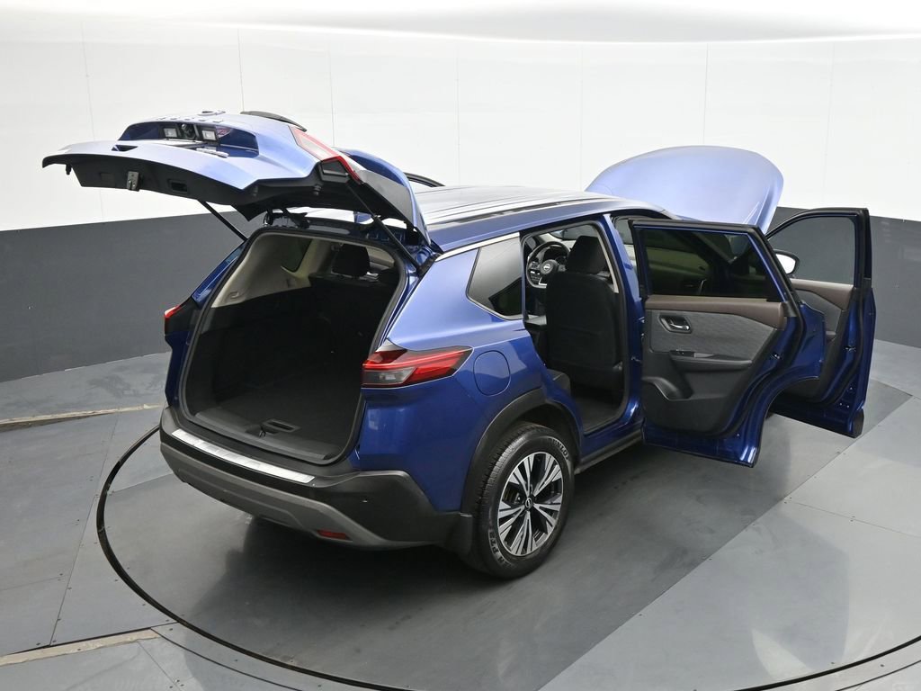 Used 2023 Nissan Rogue SV image 39