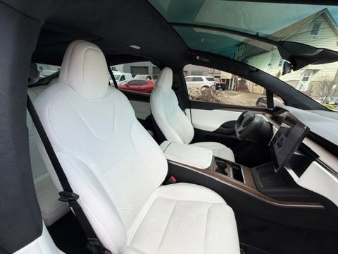 Used 2023 Tesla Model X image 36