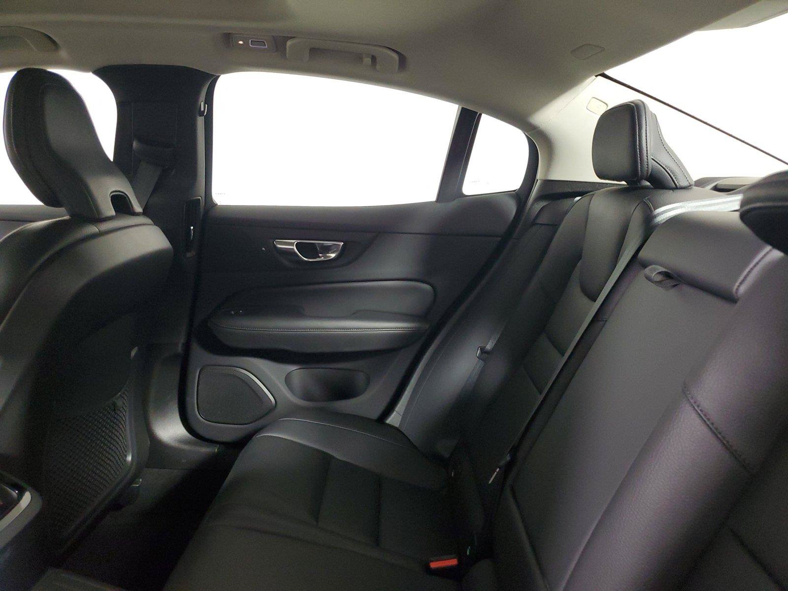 Used 2023 Volvo S60 T8 Plus AWD/4WD image 11