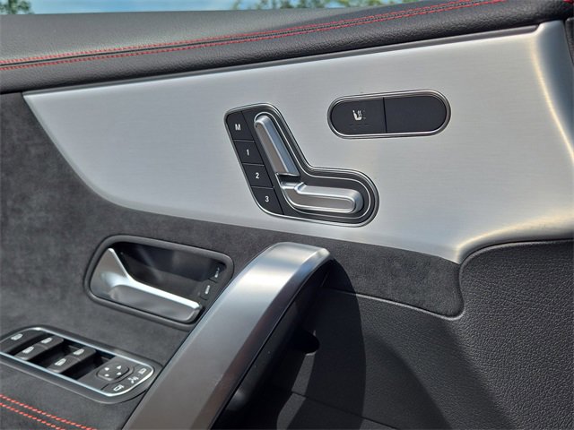 New 2025 Mercedes-Benz CLA 35 AMG 4MATIC image 22