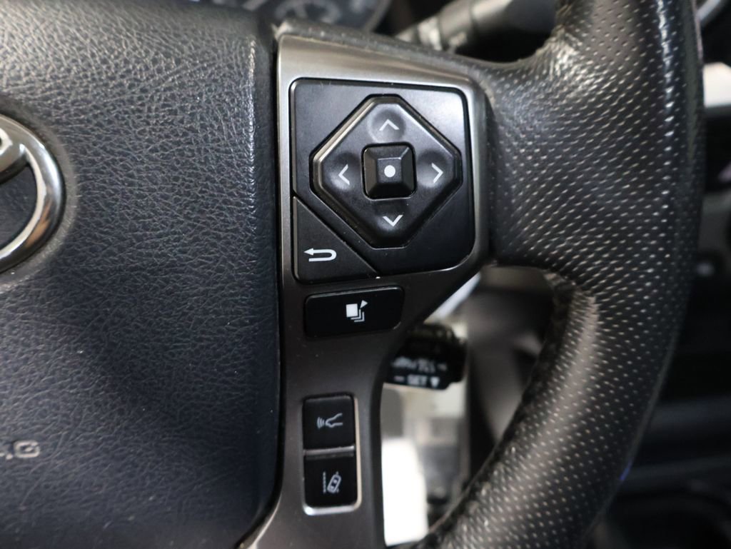 Used 2019 Toyota Tacoma SR5 image 31