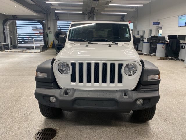 Used 2018 Jeep Wrangler Unlimited Sport S AWD/4WD image 2