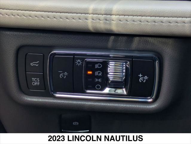 Certified 2023 Lincoln Nautilus FWD w/ Premium Package image 21