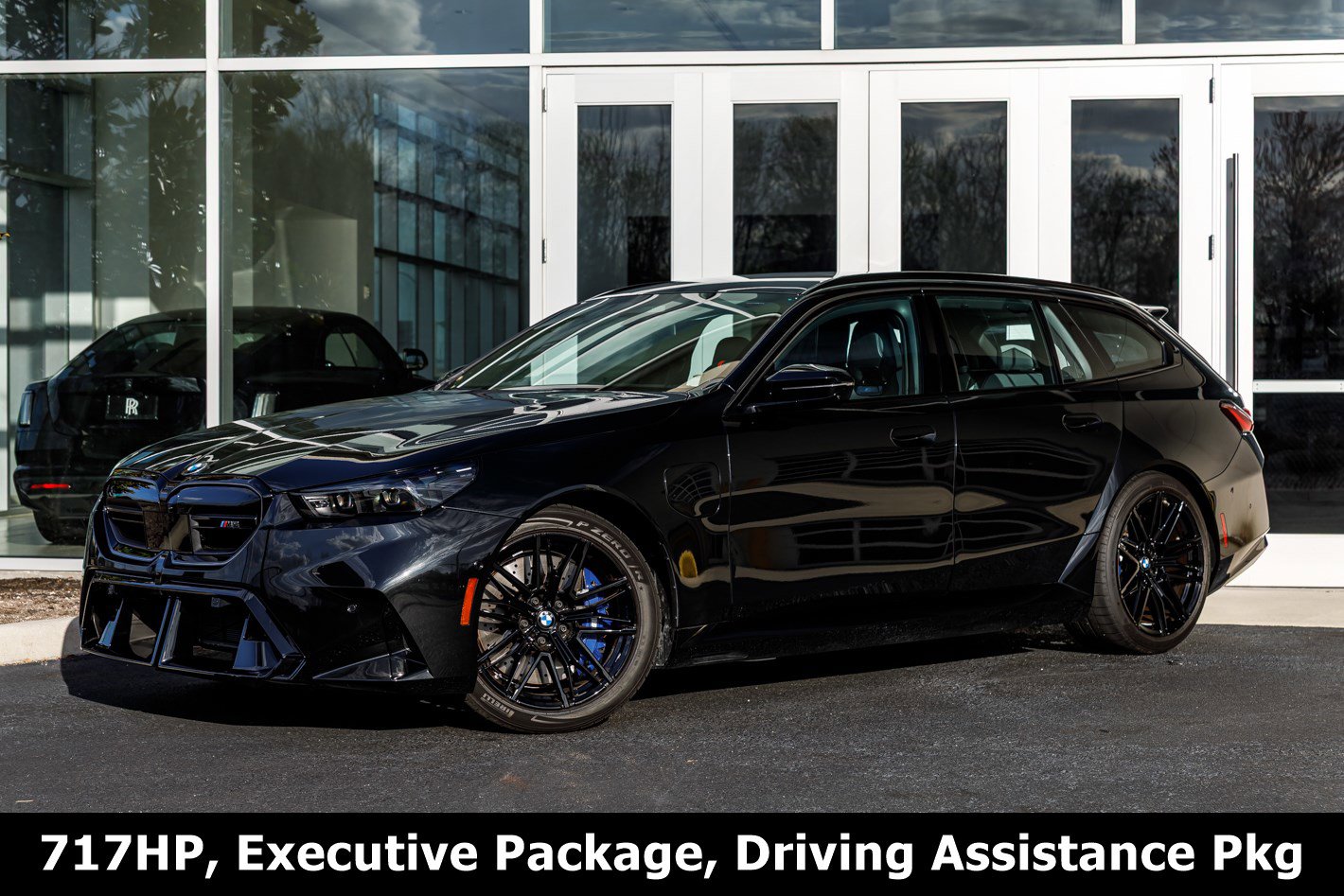 Used 2026 BMW M5 Touring image 1