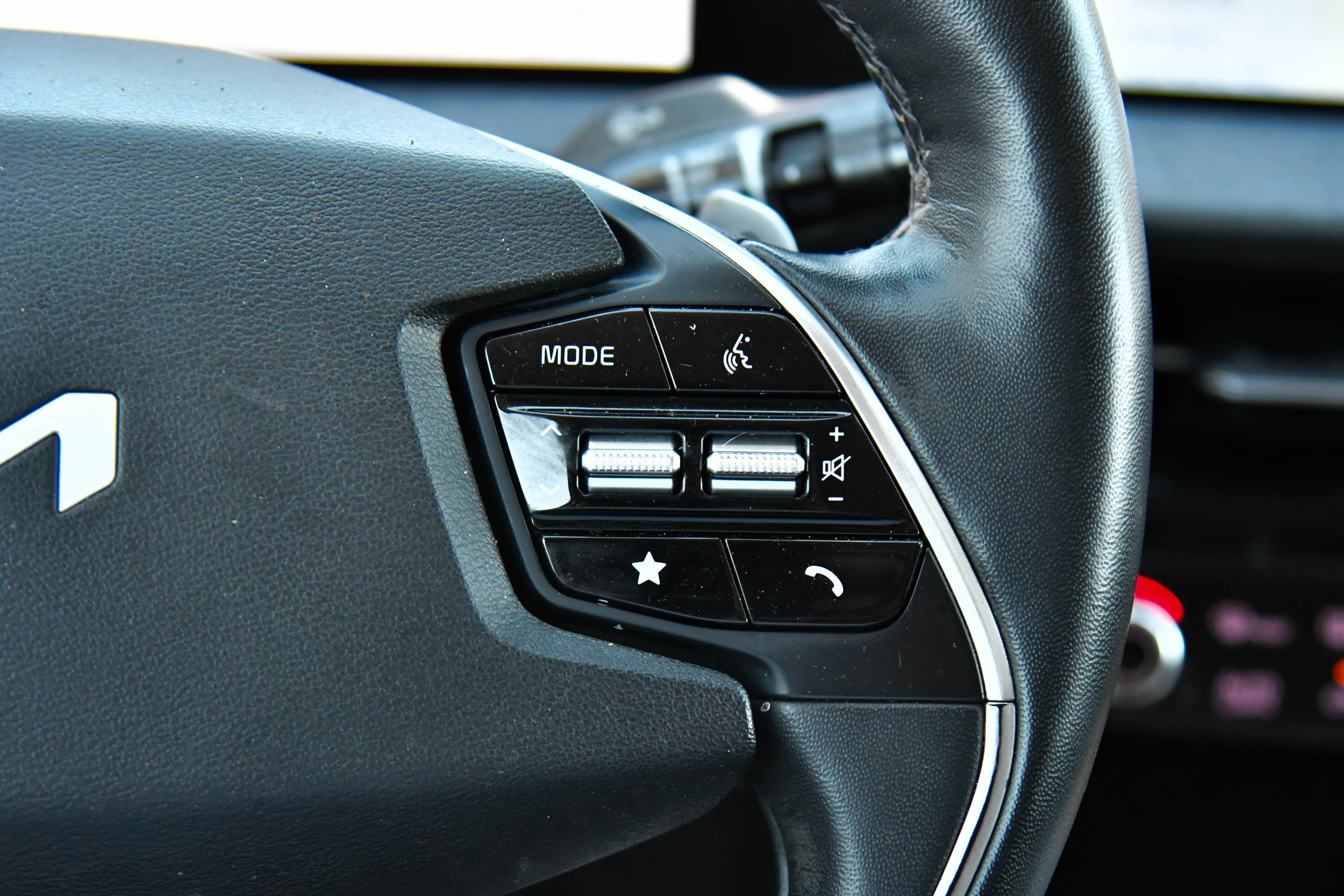 Used 2023 Kia EV6 Wind w/ Wind Technology Package image 41