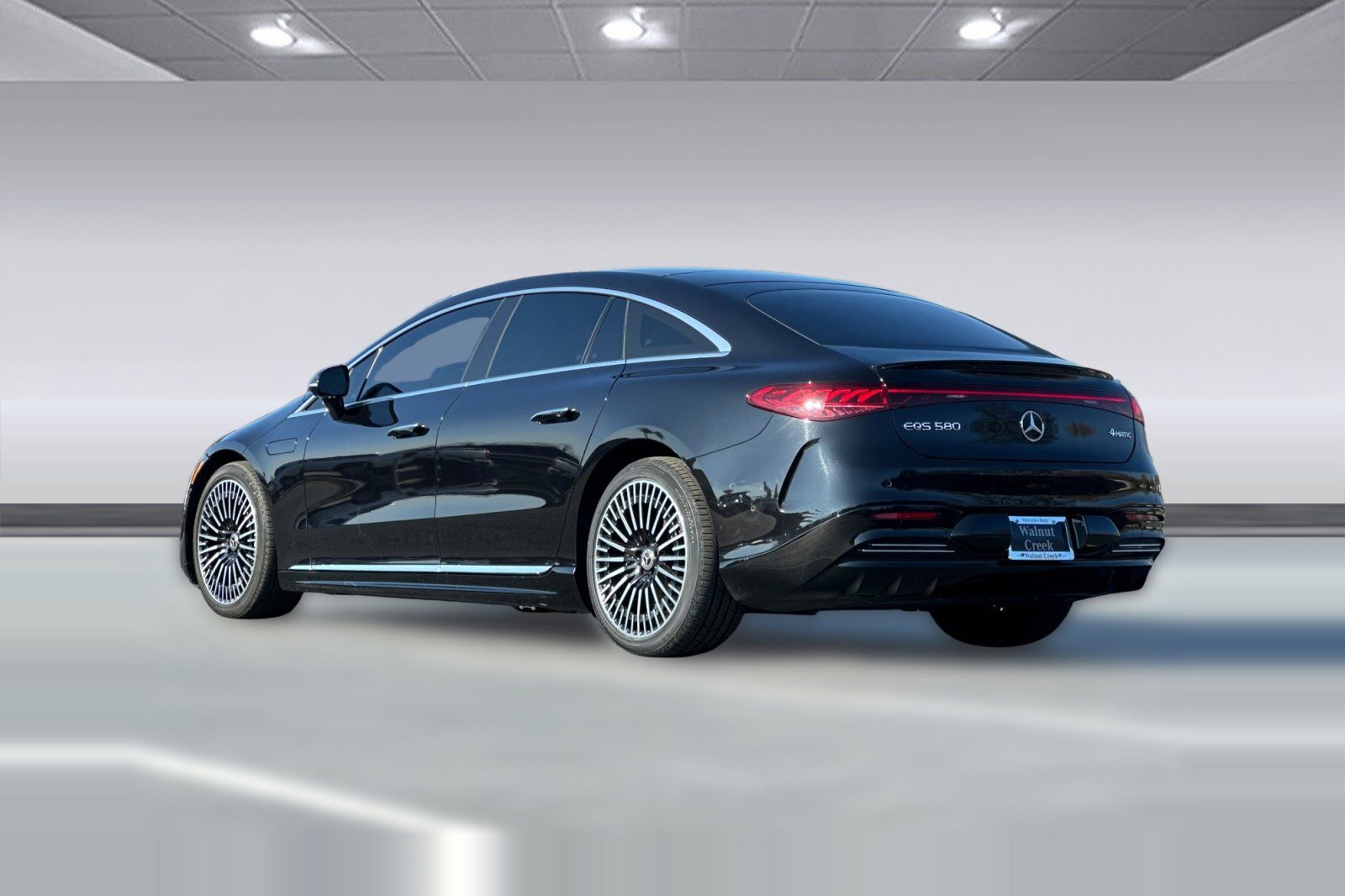 Certified 2023 Mercedes-Benz EQS 580 4MATIC Sedan image 3