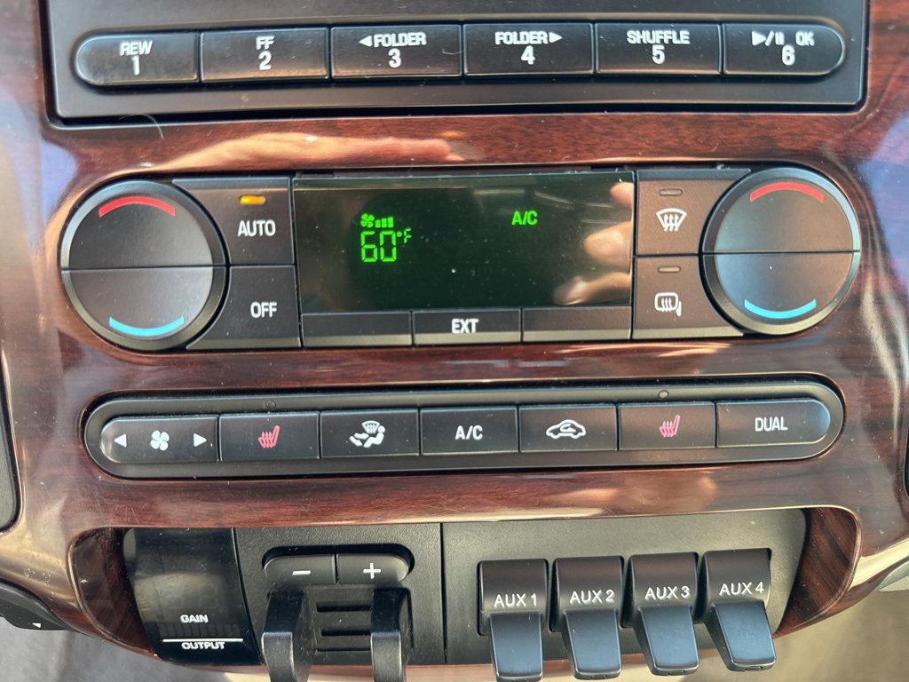 Used 2008 Ford F250 Lariat image 36