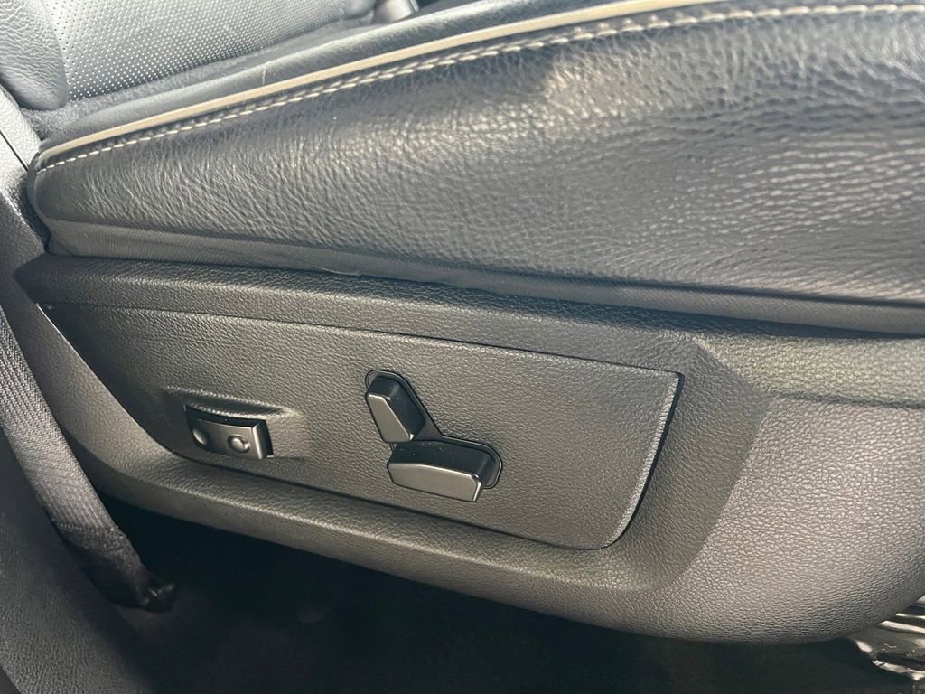 Used 2015 RAM 1500 Limited image 15