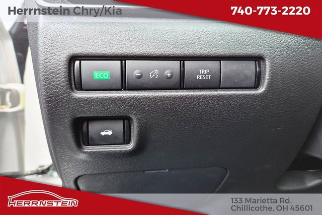 Used 2023 Nissan Sentra SV image 18