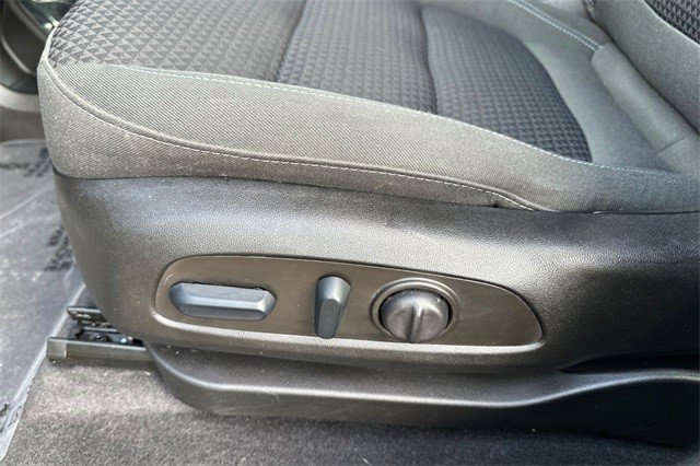 Certified 2022 Chevrolet Bolt EUV LT w/ Comfort Package image 15