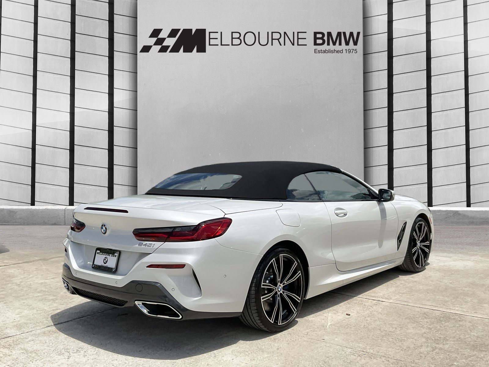Used 2026 BMW 840i Convertible w/ Comfort Seating Package RWD image 4