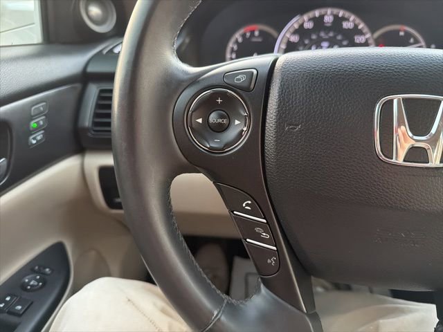Used 2015 Honda Accord EX-L image 40