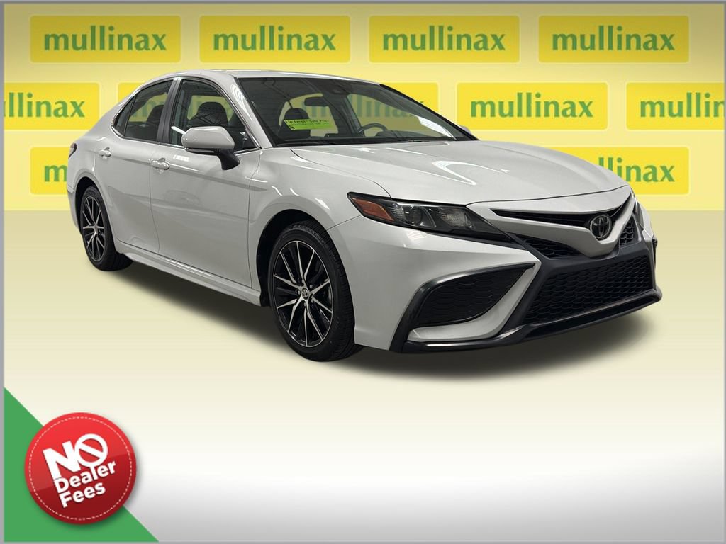 Used 2023 Toyota Camry SE
