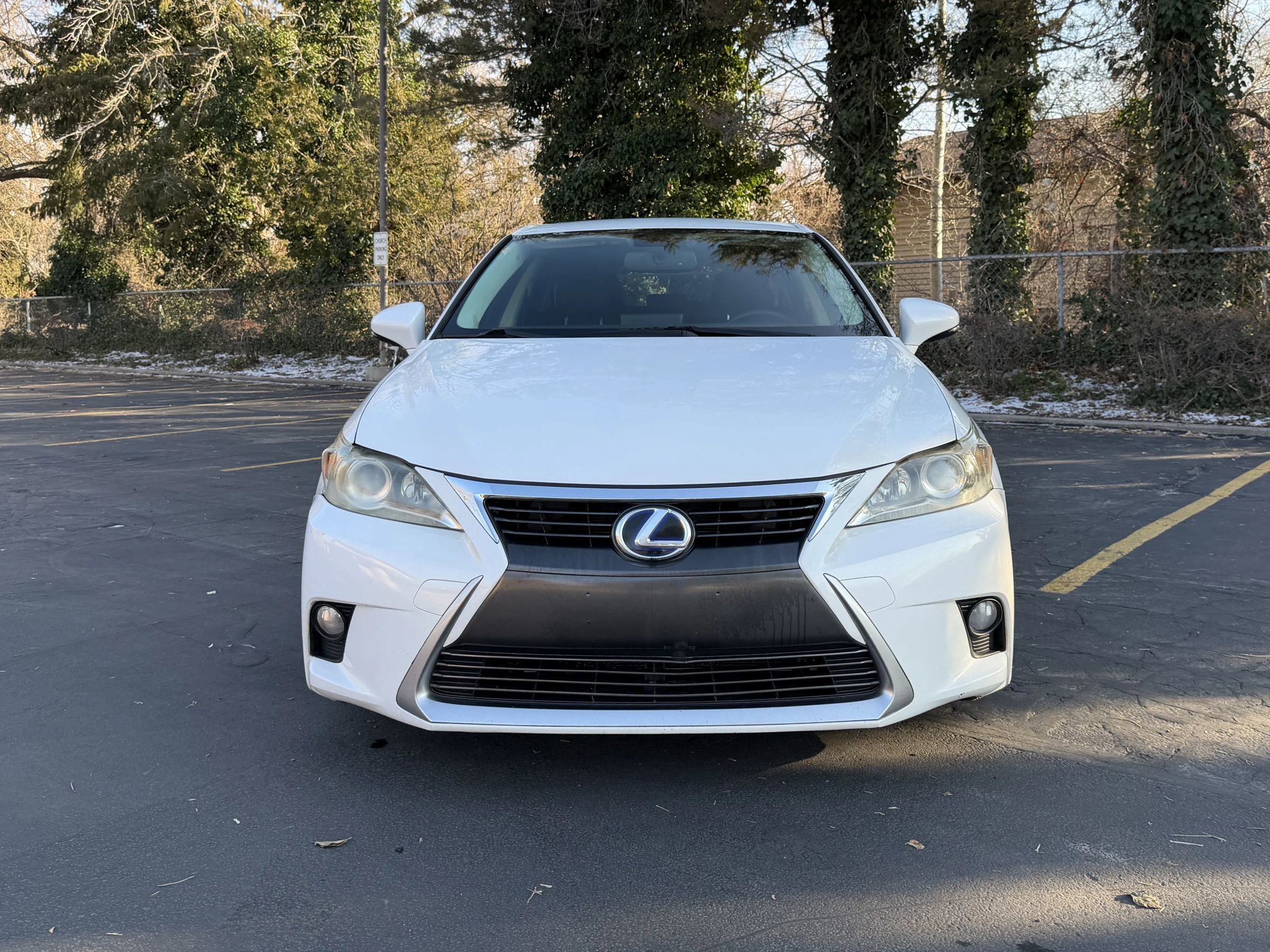 Used 2014 Lexus CT 200h Premium image 2