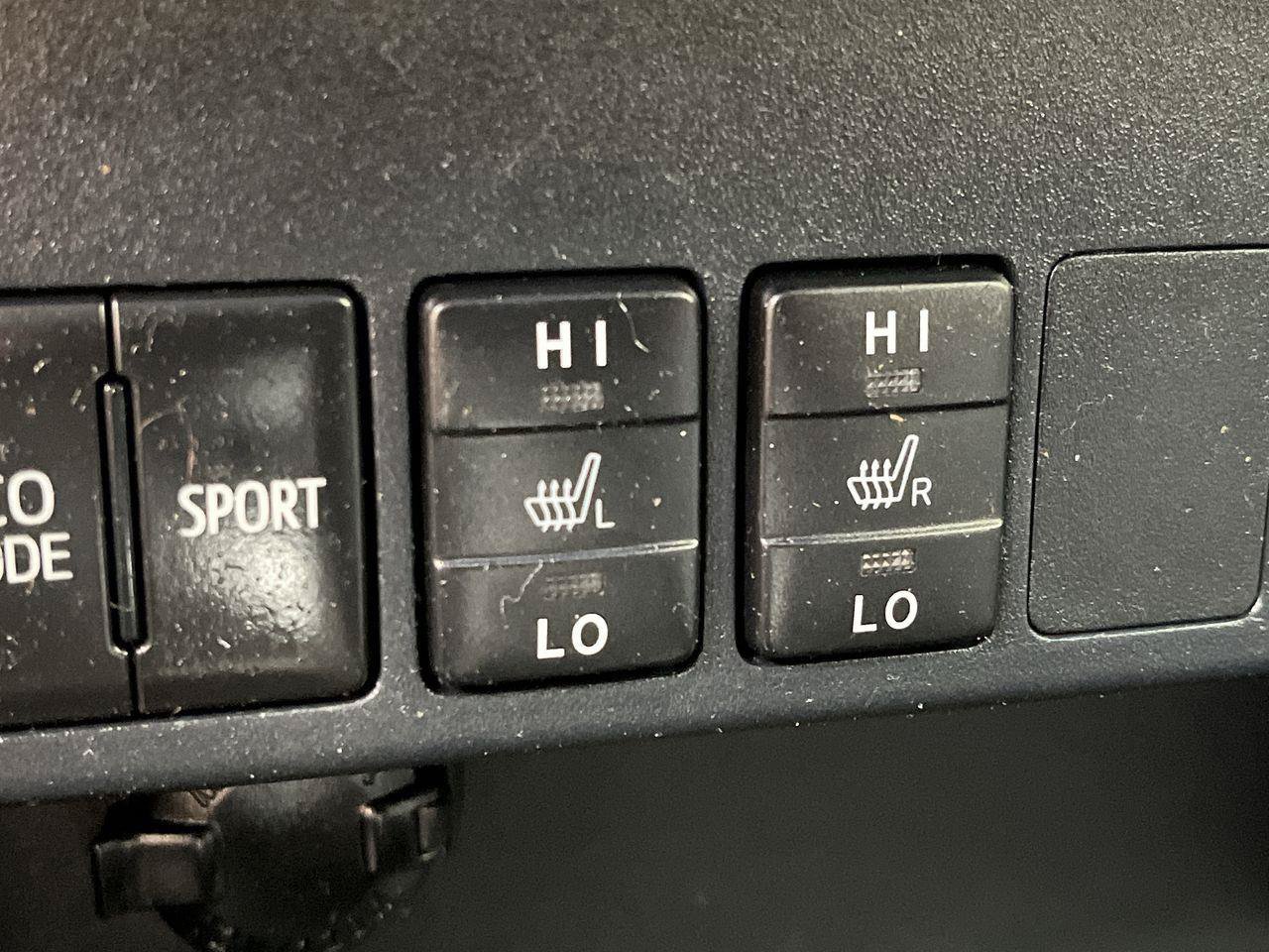 Used 2018 Toyota RAV4 Limited w/ Advanced Technology Package AWD/4WD image 23
