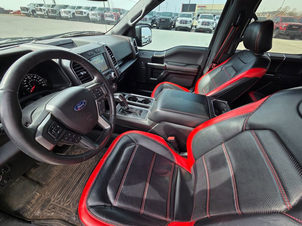 Used 2019 Ford F150 Lariat w/ Equipment Group 502A Luxury AWD/4WD image 10