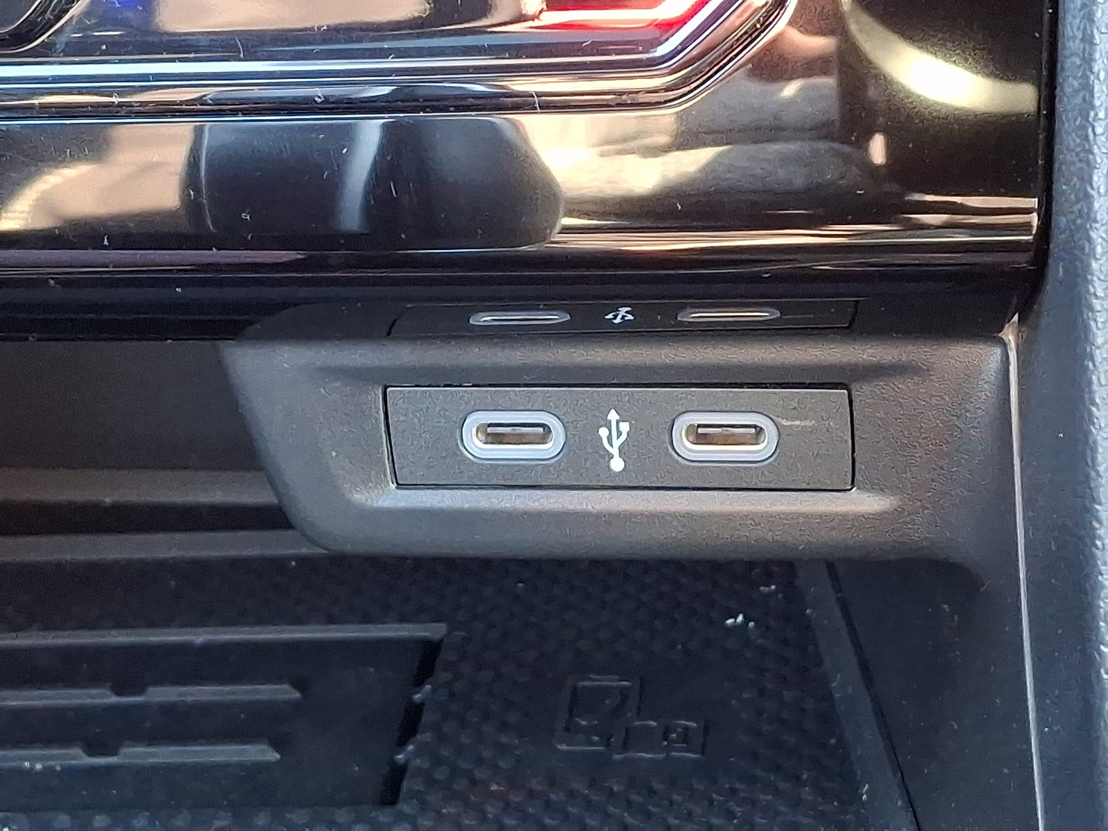 Certified 2025 Volkswagen Jetta GLI Autobahn w/ GLI Black Package image 27