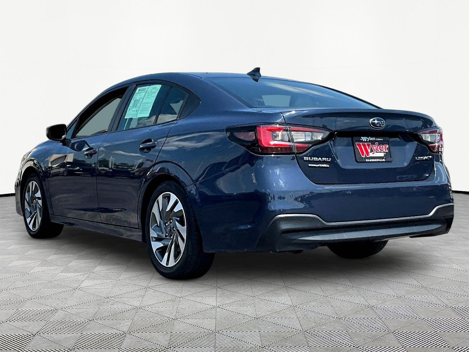 Used 2024 Subaru Legacy Limited AWD/4WD image 4