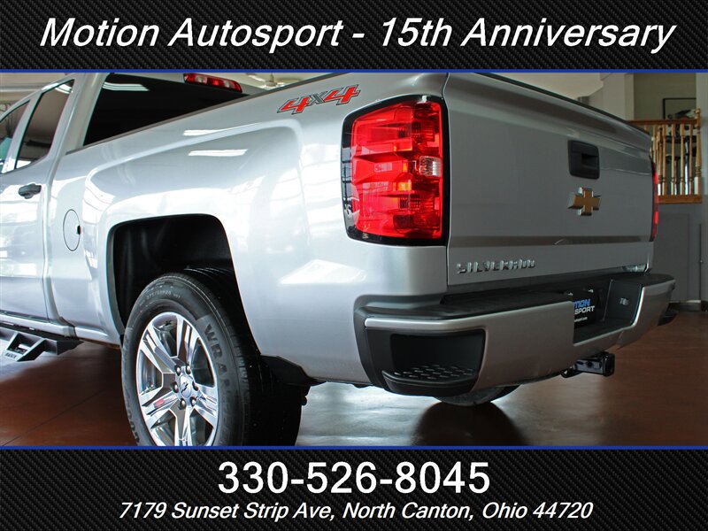Used 2017 Chevrolet Silverado 1500 Custom w/ Custom Convenience Package AWD/4WD image 8