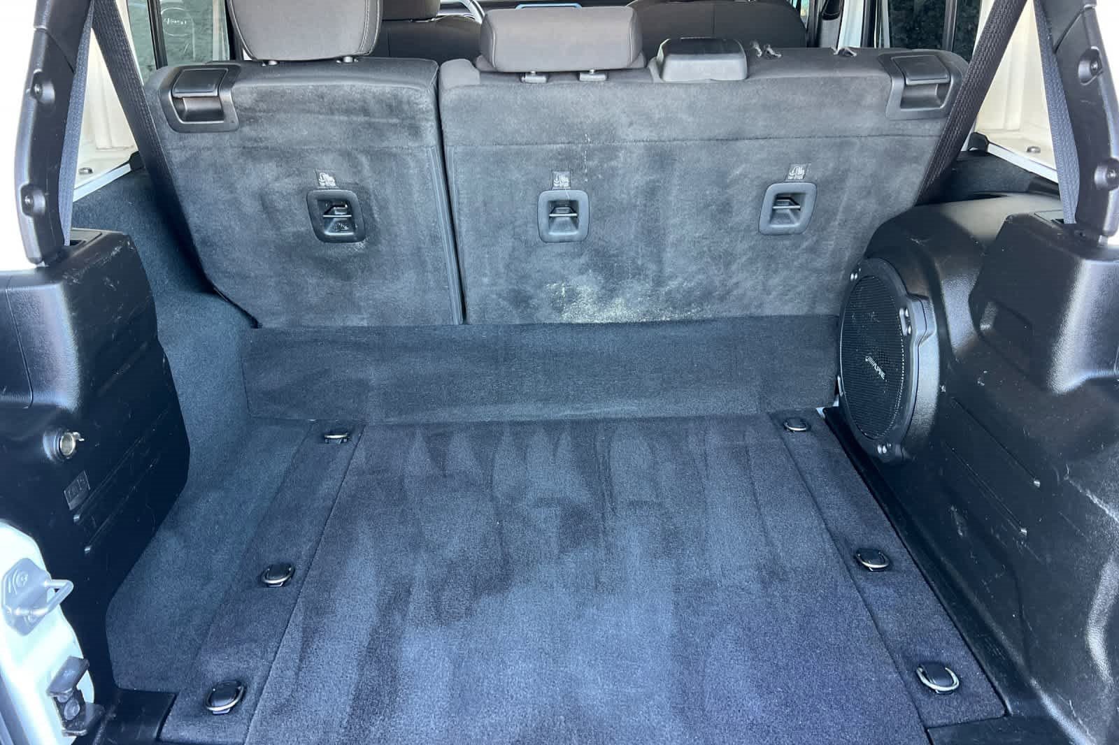 Used 2023 Jeep Wrangler Unlimited Rubicon 4xe image 15