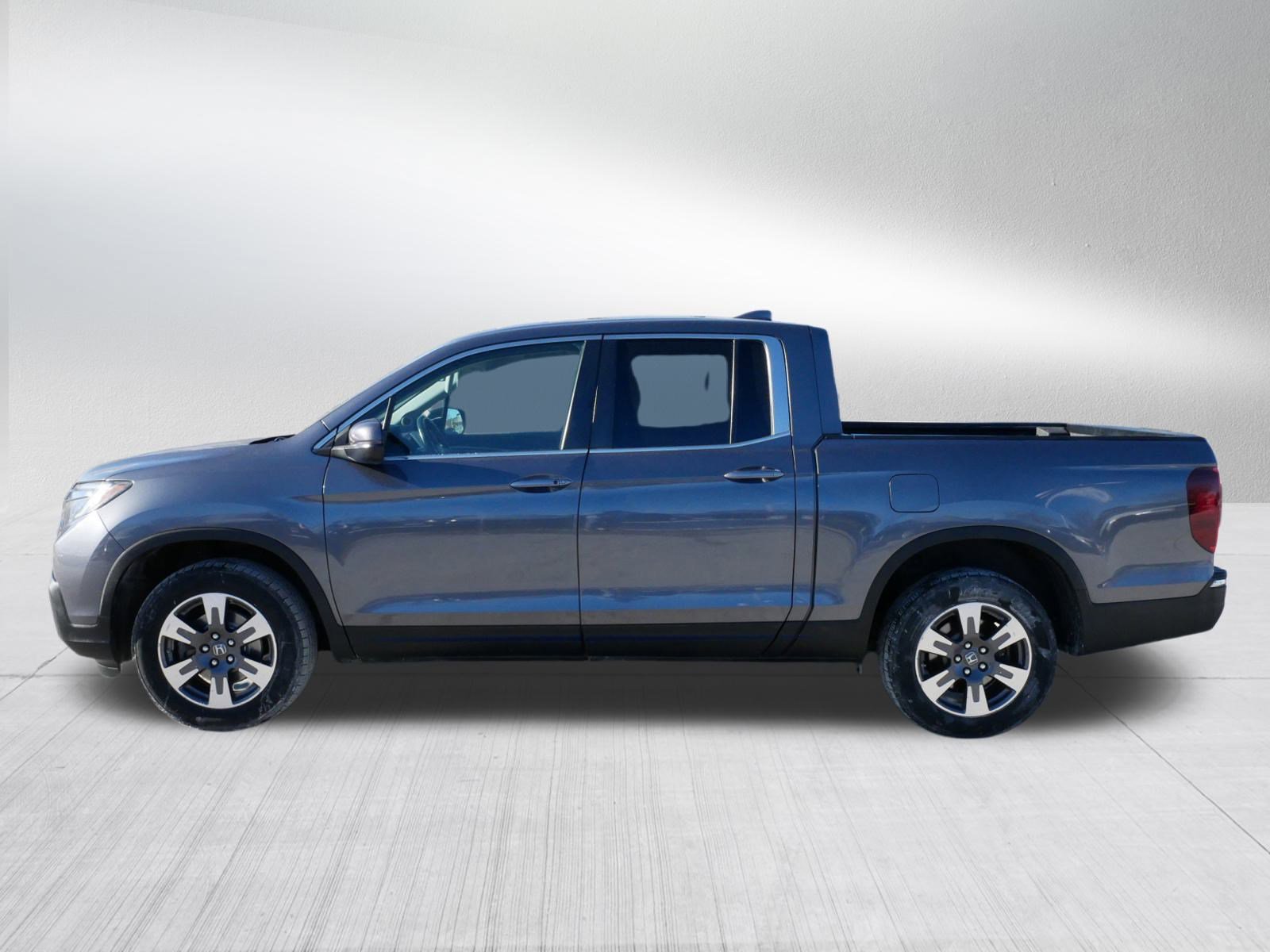Certified 2017 Honda Ridgeline RTL image 4