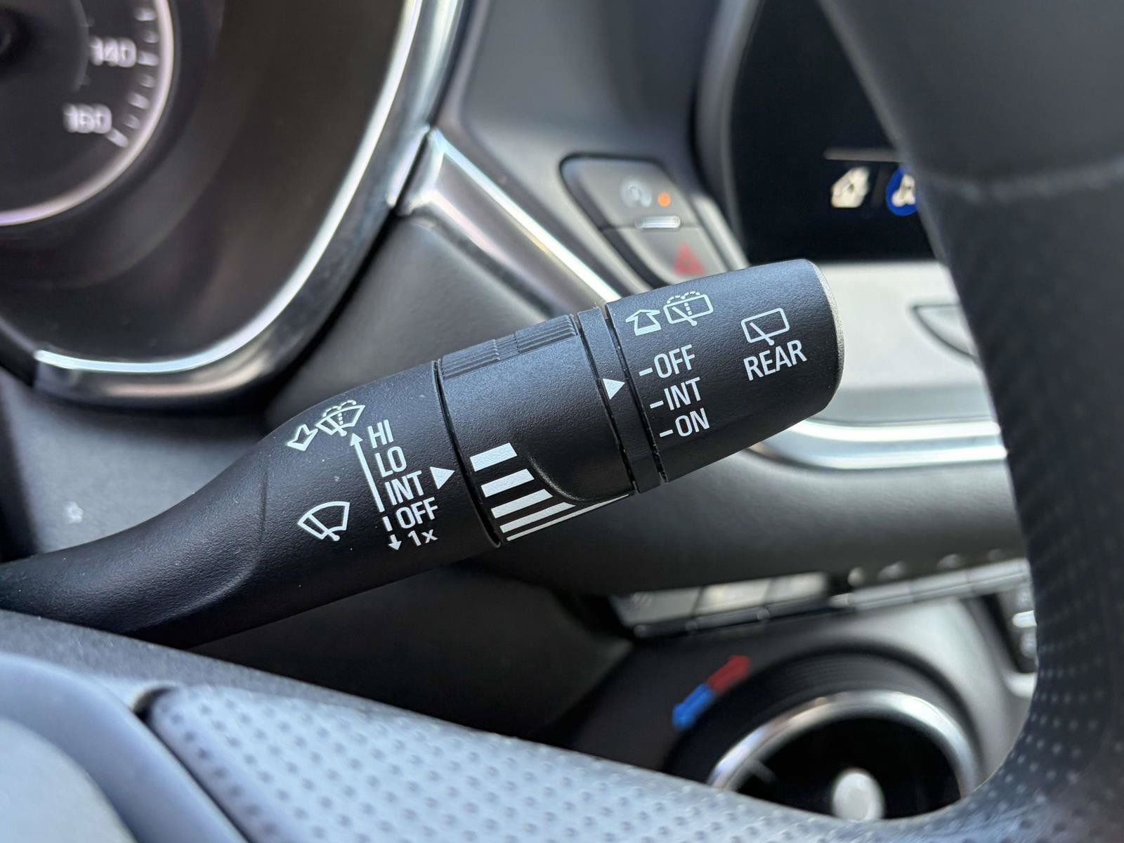 Used 2025 Chevrolet Blazer LT FWD image 11