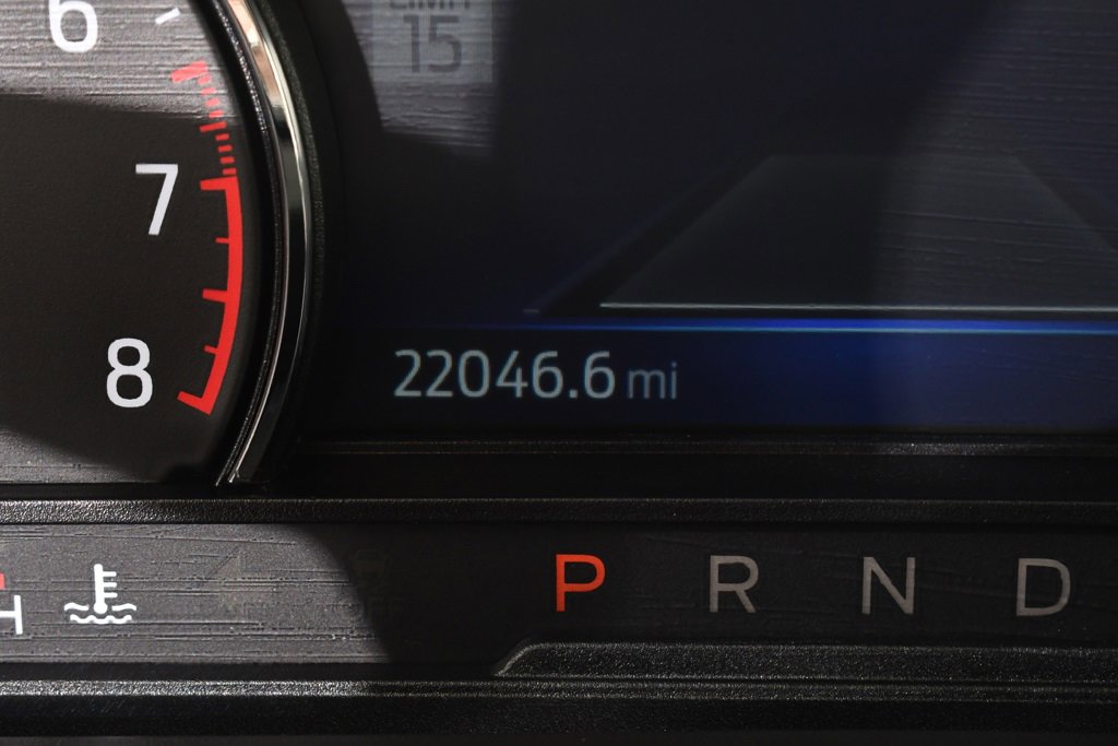 Used 2022 Ford Explorer XLT w/ Equipment Group 202A image 28