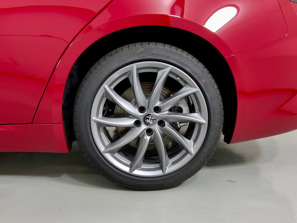 New 2026 Alfa Romeo Giulia AWD image 10