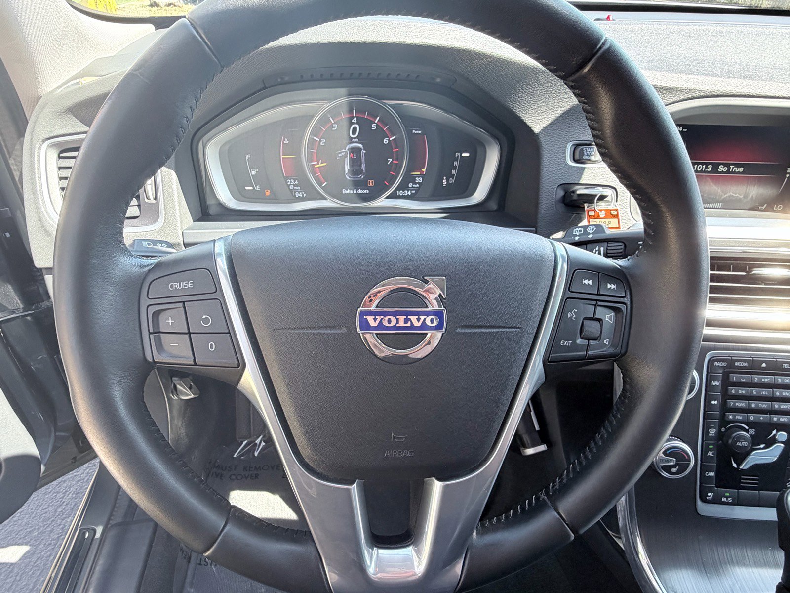 Used 2016 Volvo V60 T5 Cross Country w/ Convenience Package AWD/4WD image 14