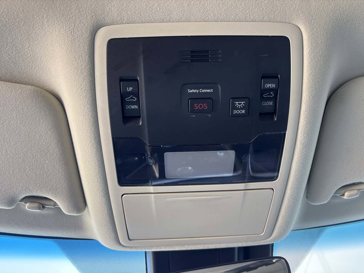 Used 2016 Lexus RX 350 AWD w/ Premium Package image 28