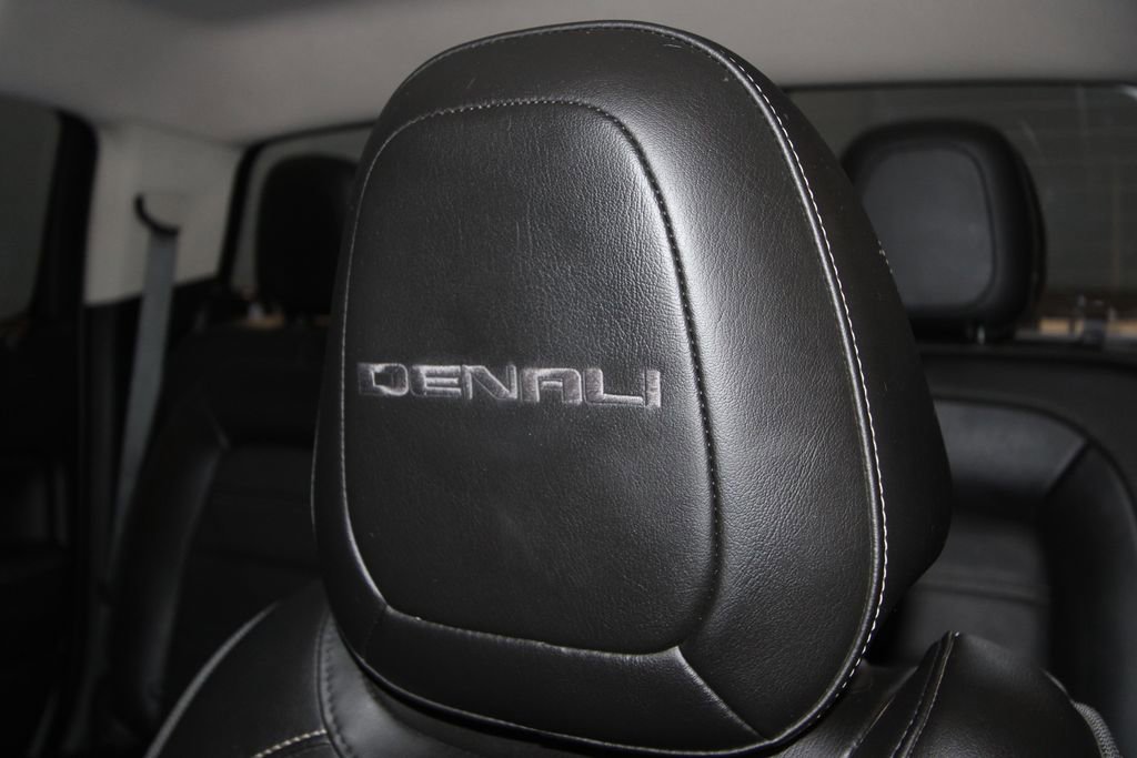 Used 2019 GMC Canyon Denali image 21