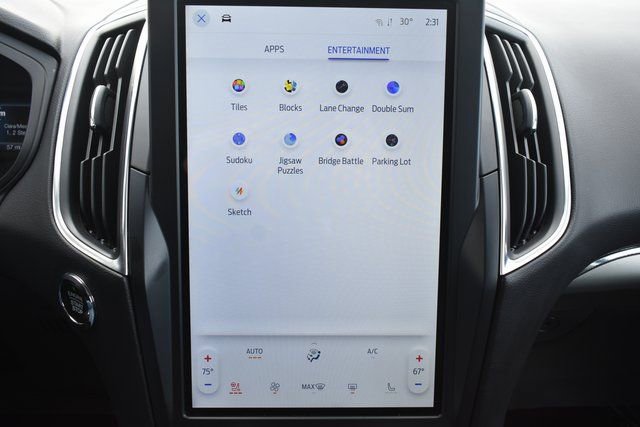 Used 2024 Ford Edge Titanium image 25