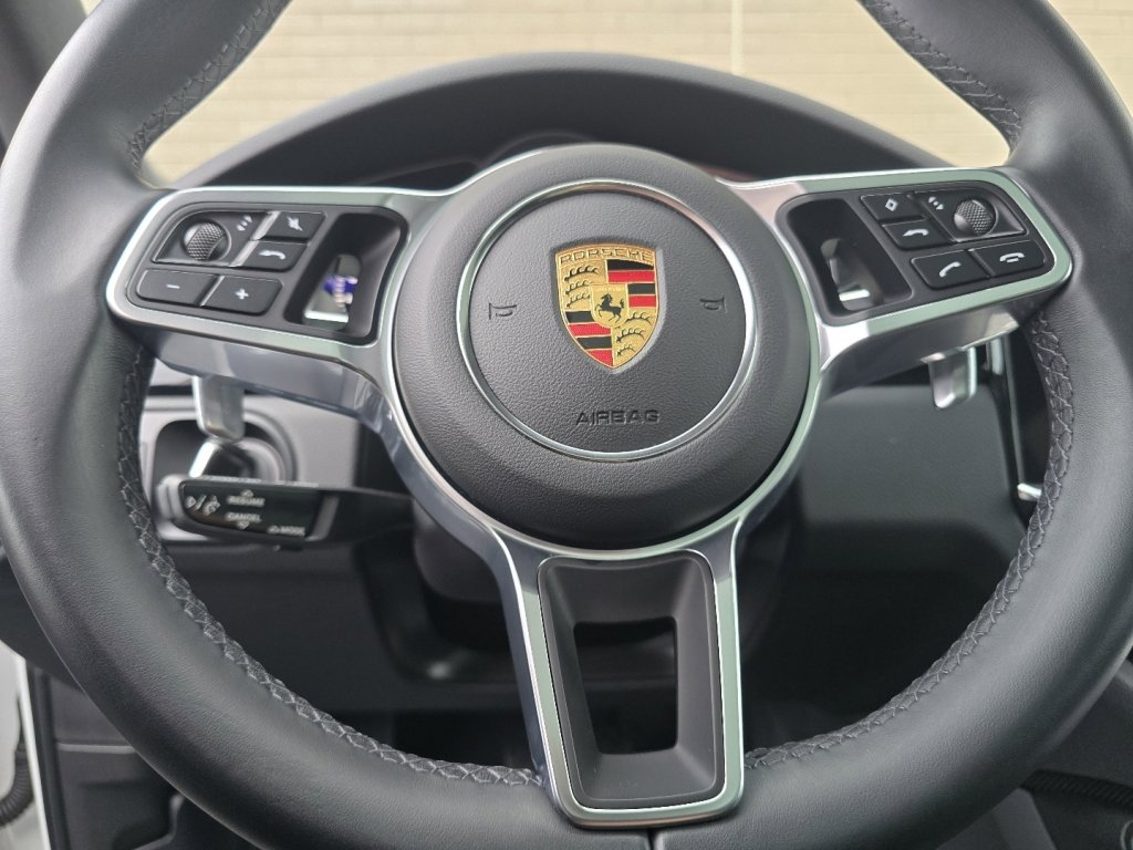 Certified 2023 Porsche Cayenne image 40