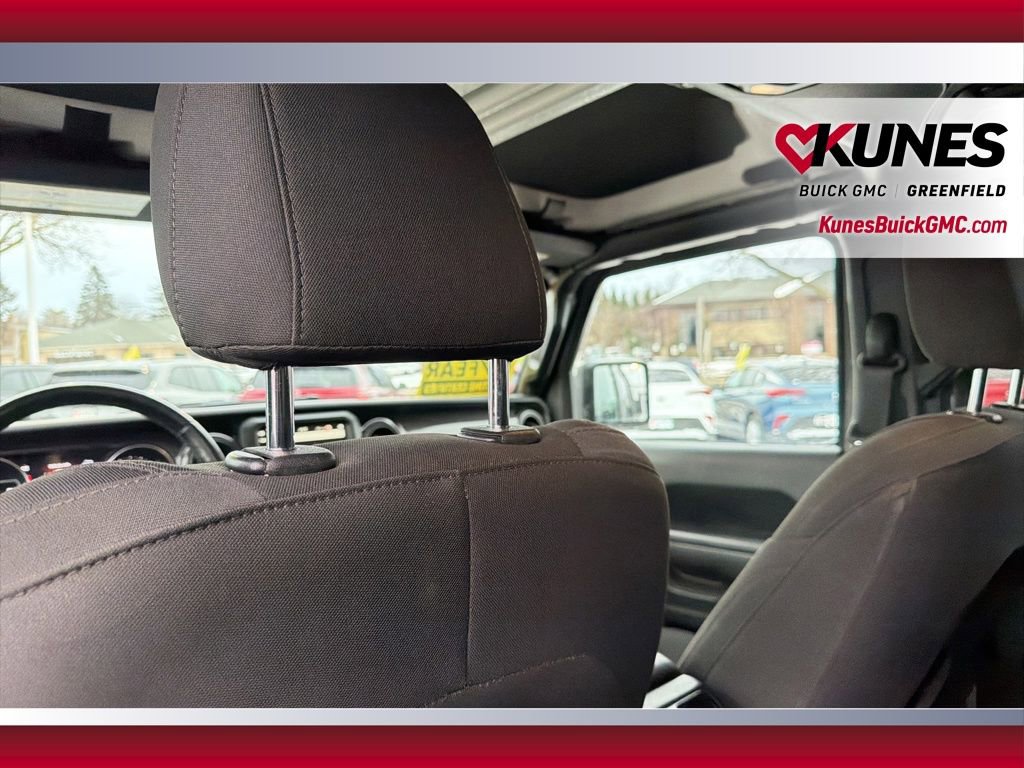 Used 2022 Jeep Wrangler Unlimited Sport AWD/4WD image 36