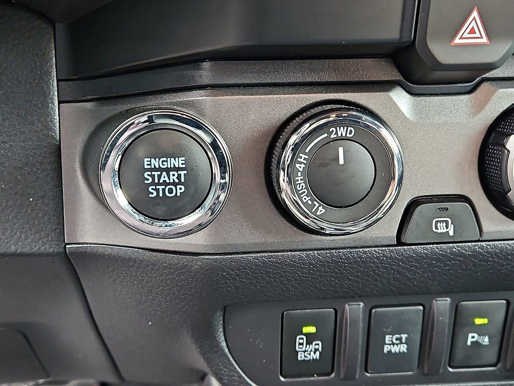 Used 2023 Toyota Tacoma TRD Sport w/ Technology Package image 25