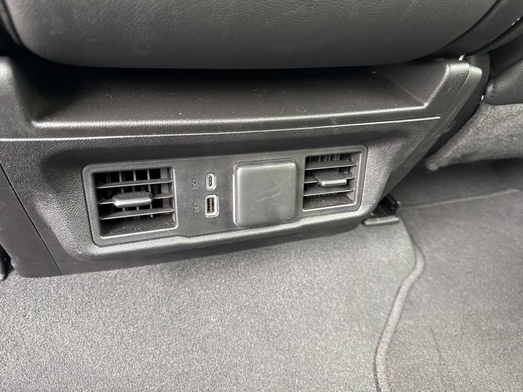 Used 2024 GMC Sierra 1500 SLT AWD/4WD image 34