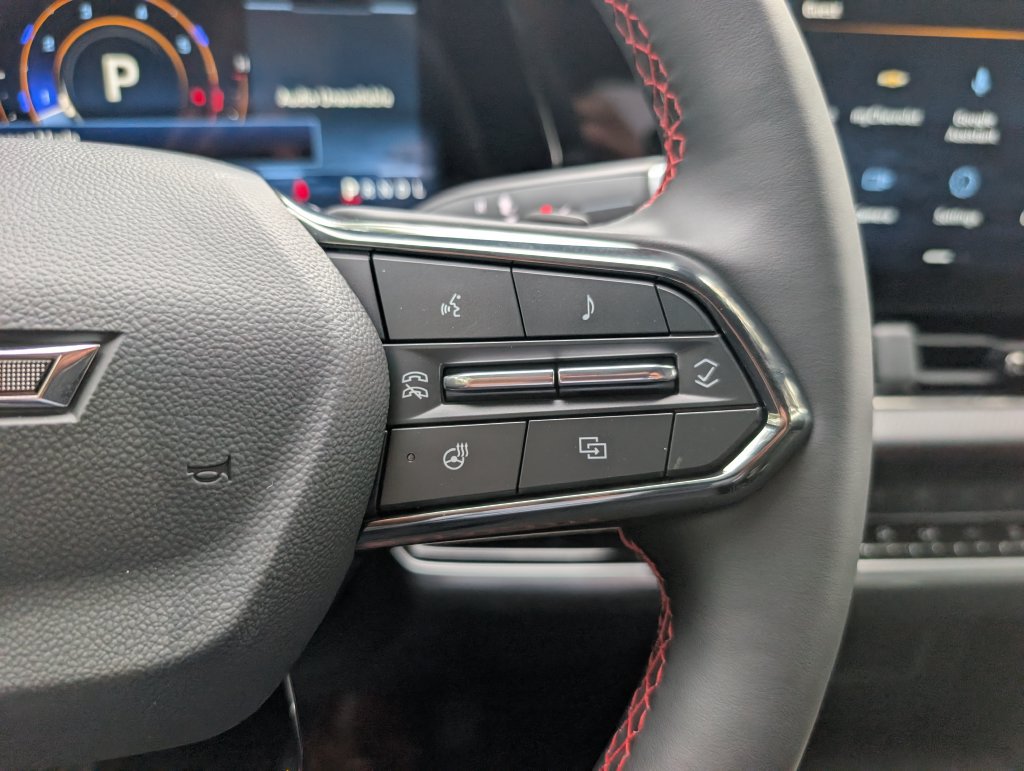 New 2027 Chevrolet Equinox RS FWD image 23